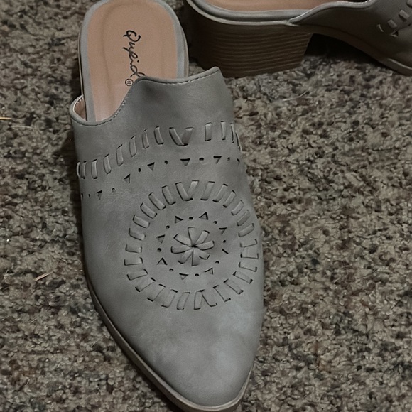 Heeled Mules (Tan) - Picture 4 of 5